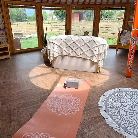 Jurtarelax Luxury tent Kozarmisleny