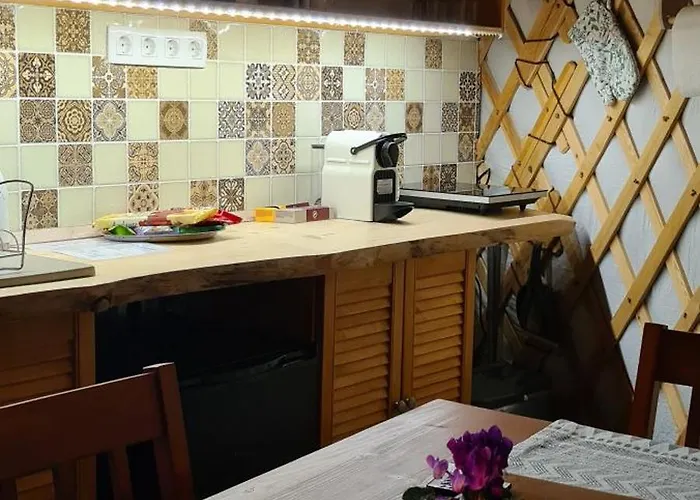 Jurtarelax Lüks kamp alanı Kozarmisleny